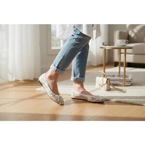 Paul Mayer Bingo Flora - Size 8B - NIB